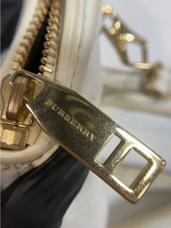 Burberry Prorsum 🌟RARE🌟 White Leather Tassel Adjustable Crossbody Bag - Picture 4 of 5